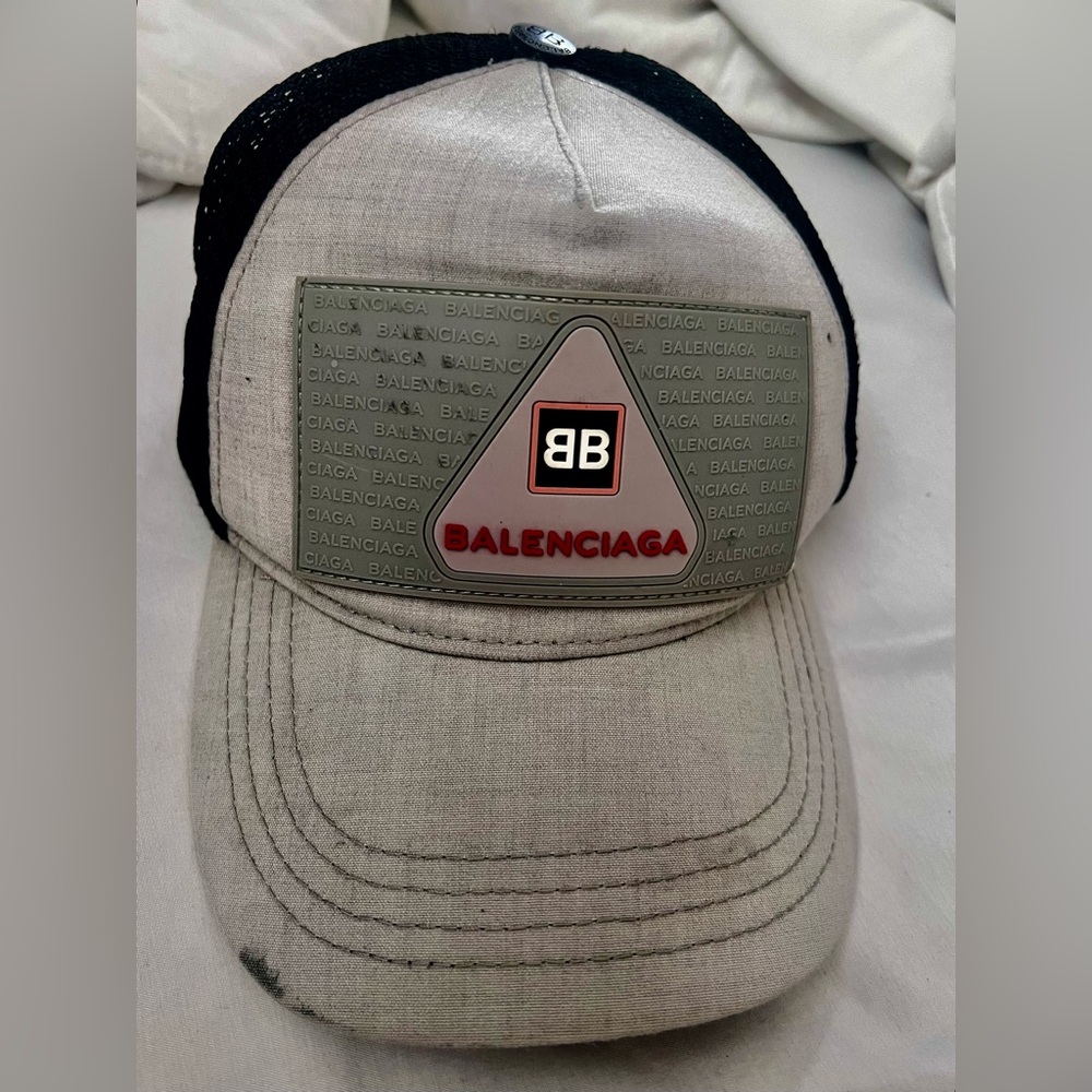 Balenciaga Gray and Black Trucker Cap with Red Logo Patch